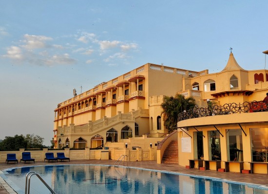 pexels-vidit-goel-14904586